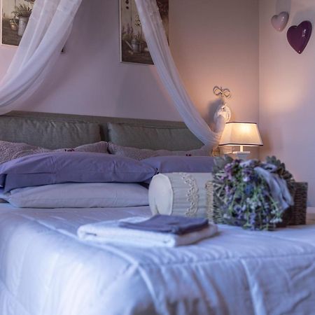 Piccolo Relais Galletto Di Marzo Spa E Relax Solo Per Due Paciano Room photo